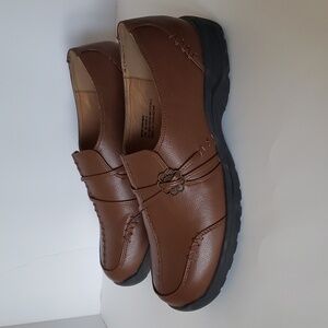 Comfort View Natalia Women's 11M Brown Loafer